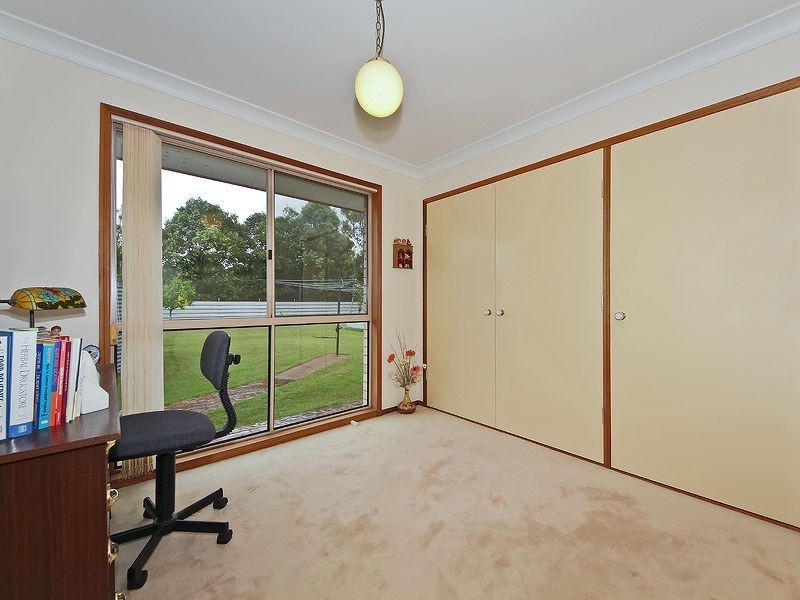 8 Kenny Road, Chambers Flat QLD 4133