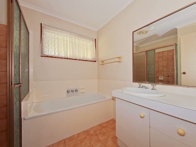 14 Mathews St, Bethania QLD 4205