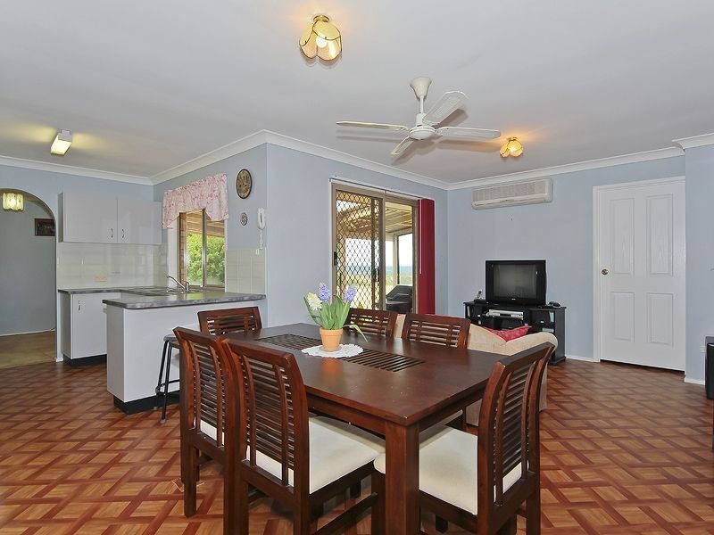 45 Hillside Cr, Edens Landing QLD 4207