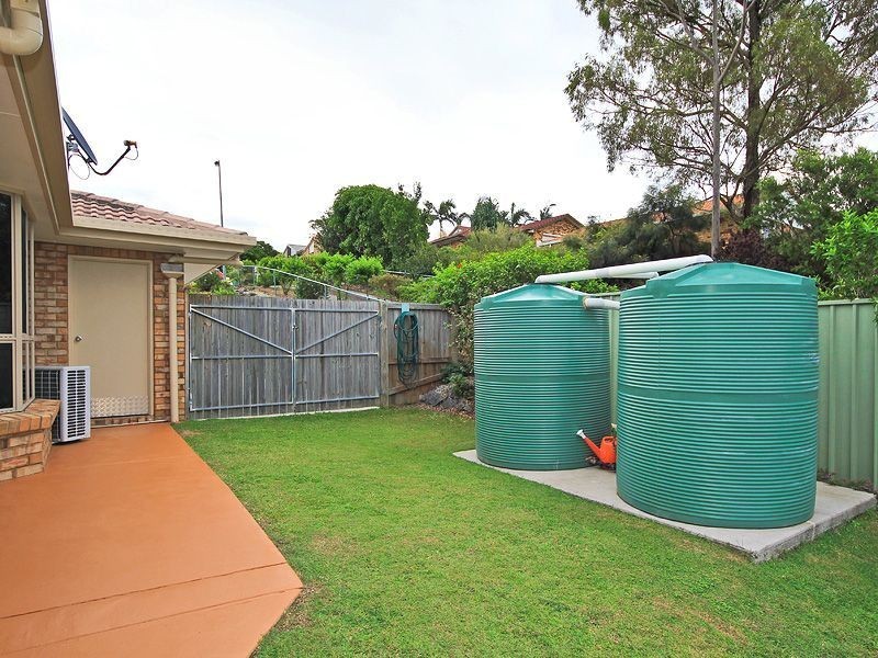 45 Hillside Cr, Edens Landing QLD 4207