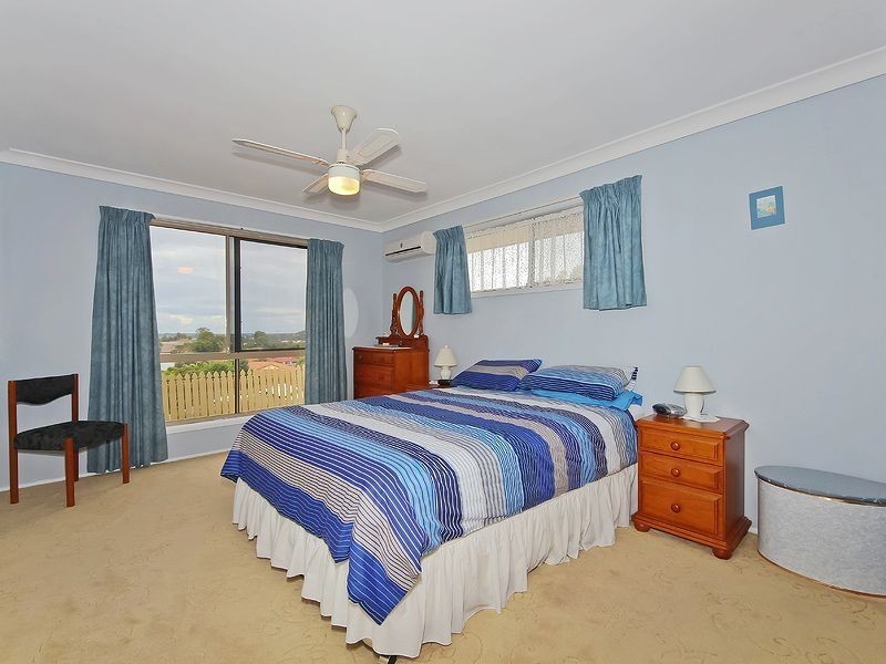 45 Hillside Cr, Edens Landing QLD 4207