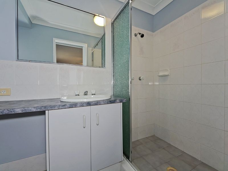 45 Hillside Cr, Edens Landing QLD 4207