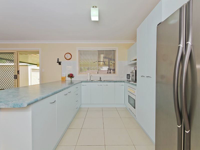 19 Lindau St, Edens Landing QLD 4207
