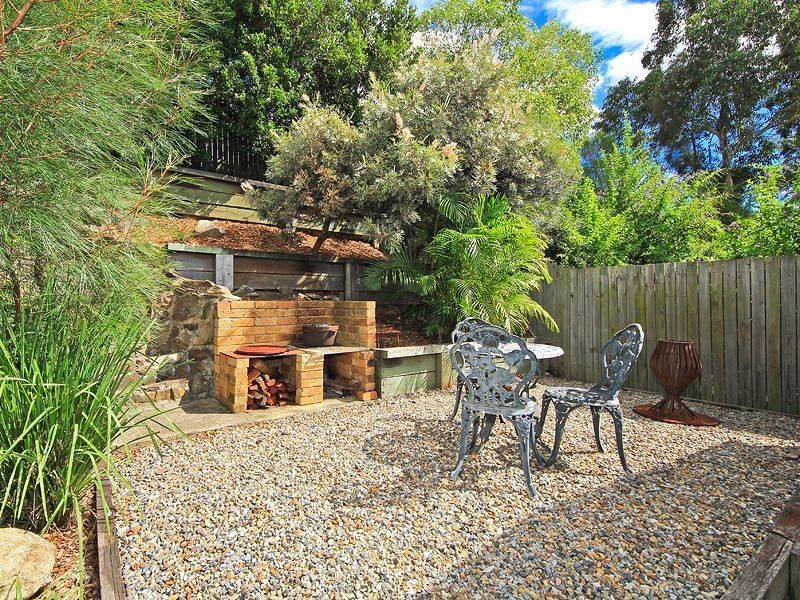 19 Lindau St, Edens Landing QLD 4207