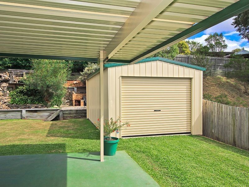 19 Lindau St, Edens Landing QLD 4207