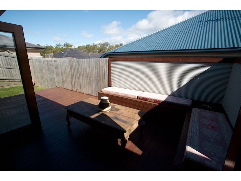 7 Benarkin Cl, Waterford QLD 4133