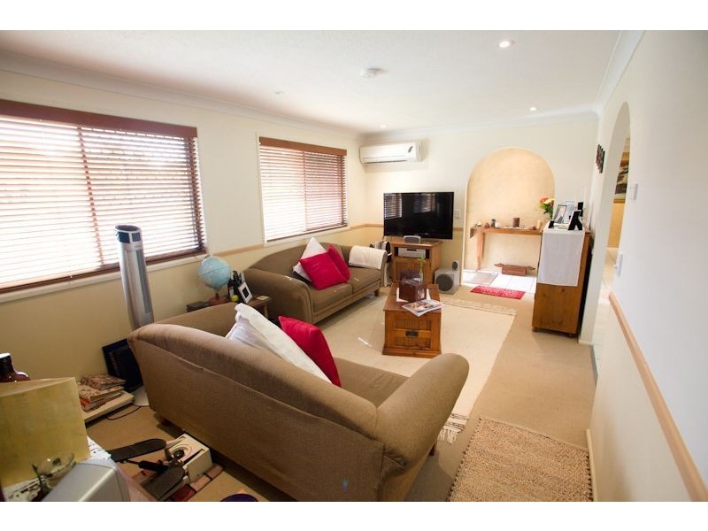 44 Robert Stanley Dr, Mount Warren Park QLD 4207