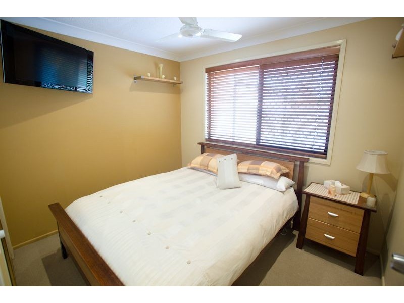 44 Robert Stanley Dr, Mount Warren Park QLD 4207