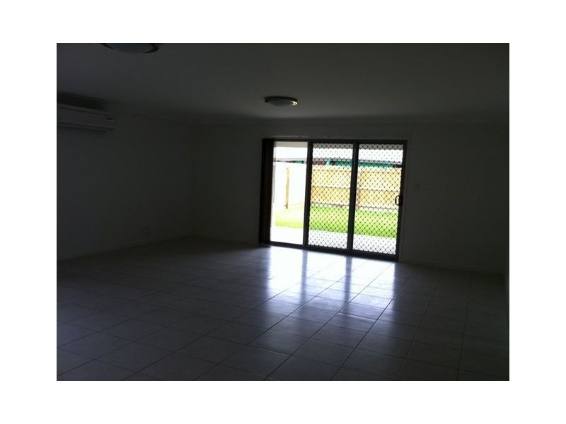13 Frankland Ave, Waterford QLD 4133