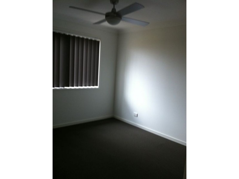13 Frankland Ave, Waterford QLD 4133