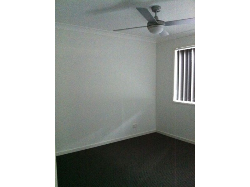 13 Frankland Ave, Waterford QLD 4133
