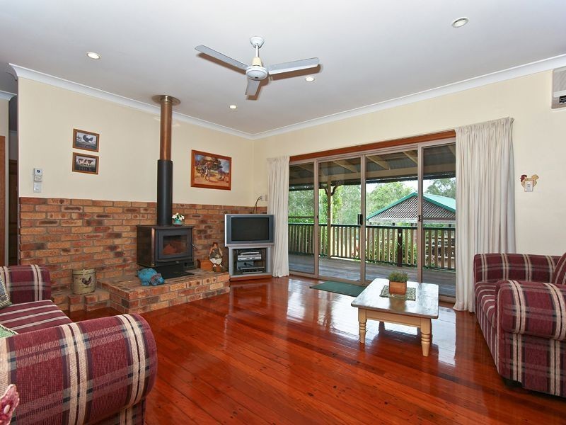 61 Cartwright Road, Buccan QLD 4207