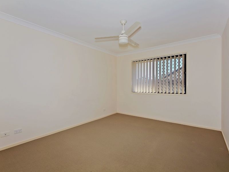 16 Schafer Ct, Edens Landing QLD 4207
