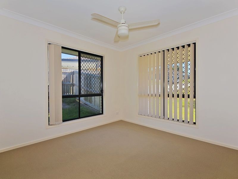 16 Schafer Ct, Edens Landing QLD 4207
