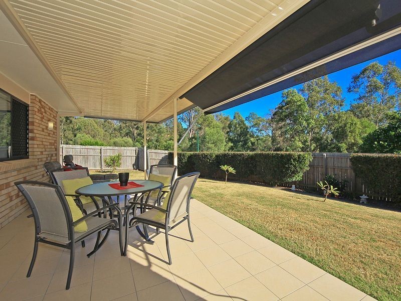 1 Hinterwood Ct, Edens Landing QLD 4207