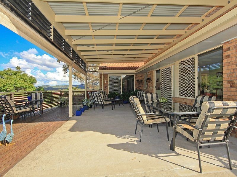 44 Hillside Cr, Edens Landing QLD 4207