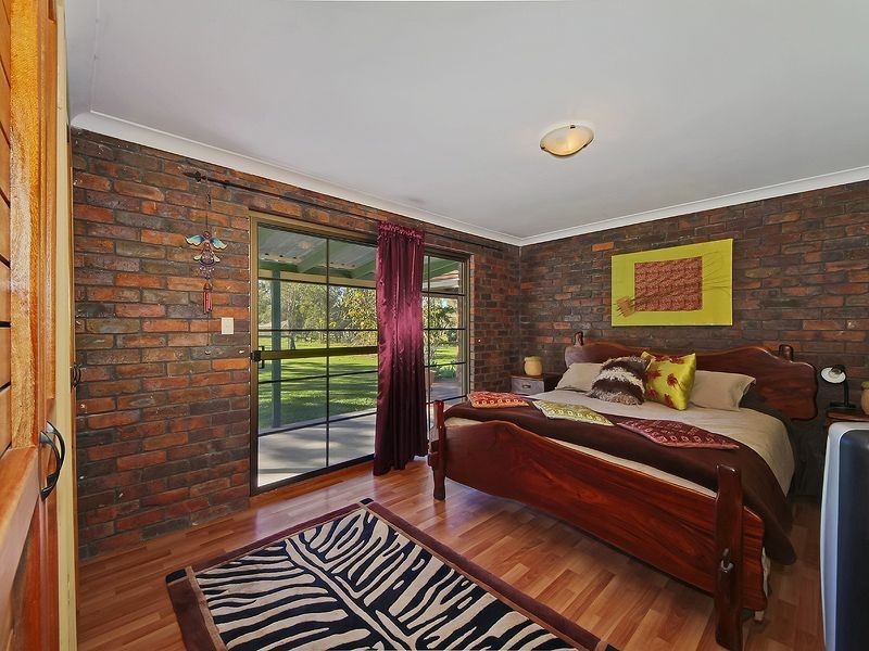 21 Weaber Road, Buccan QLD 4207