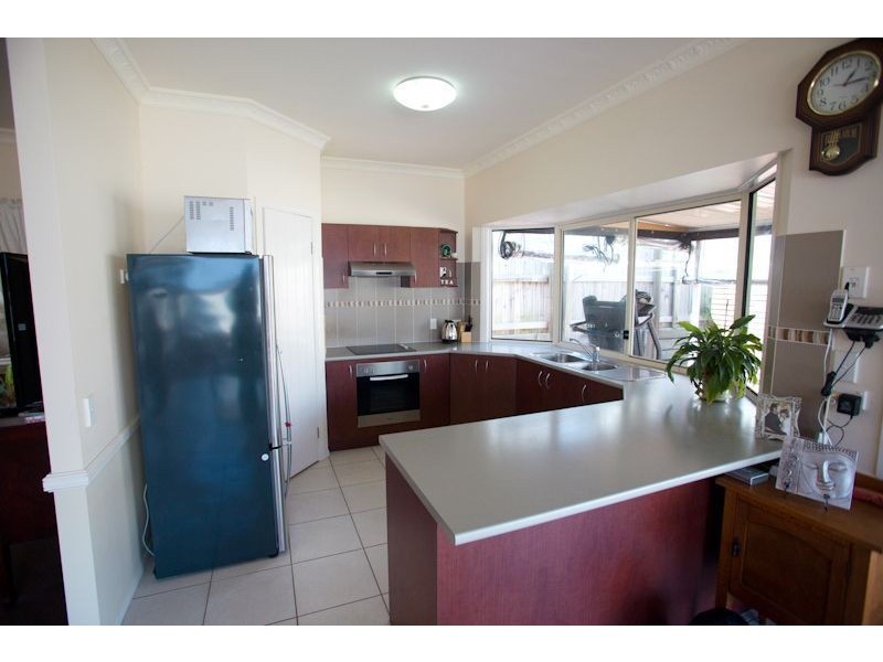 7 Benarkin Close, Waterford QLD 4133