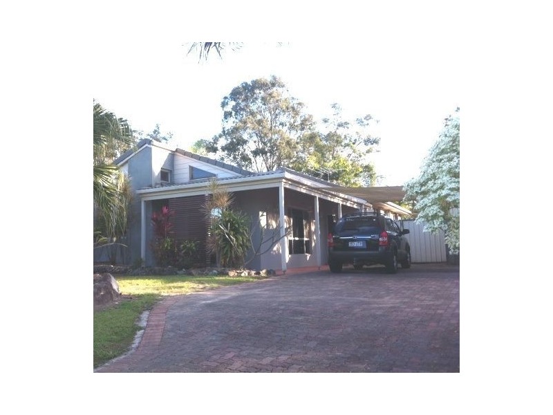 15 Carl Heck Blvd, Windaroo QLD 4207