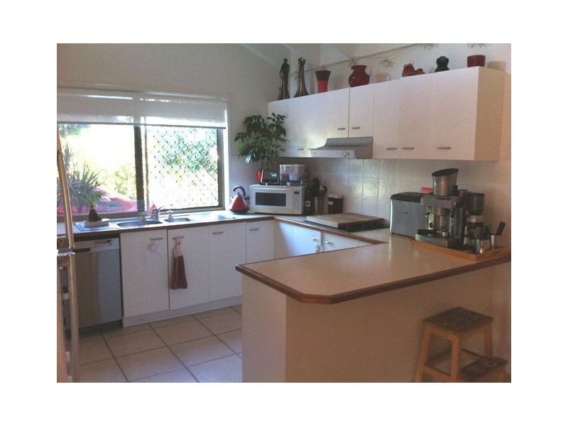 15 Carl Heck Blvd, Windaroo QLD 4207