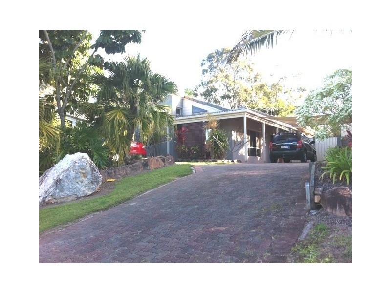 15 Carl Heck Blvd, Windaroo QLD 4207