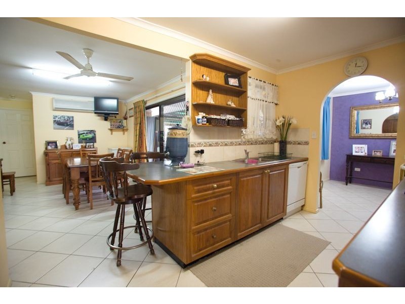 93 Logan Reserve Rd, Waterford West QLD 4133
