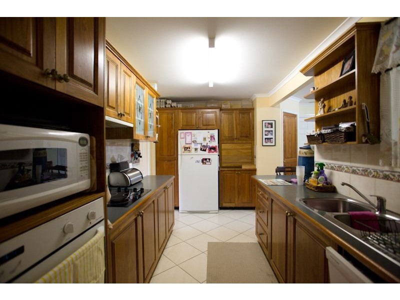 93 Logan Reserve Rd, Waterford West QLD 4133