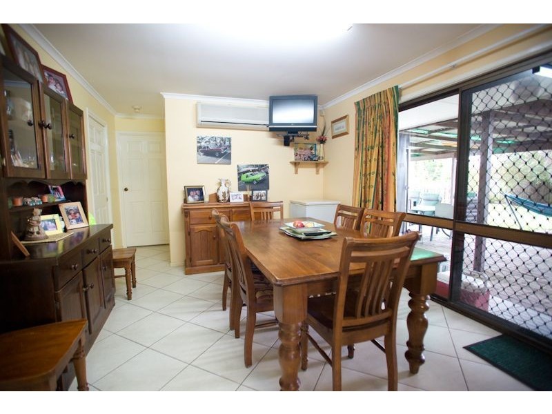 93 Logan Reserve Rd, Waterford West QLD 4133