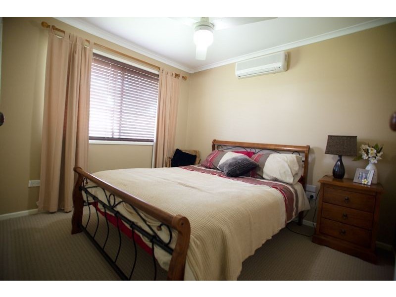 93 Logan Reserve Rd, Waterford West QLD 4133