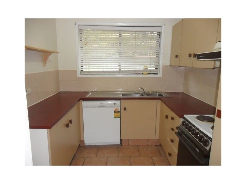 10b Guinevere Crt, Bethania QLD 4205