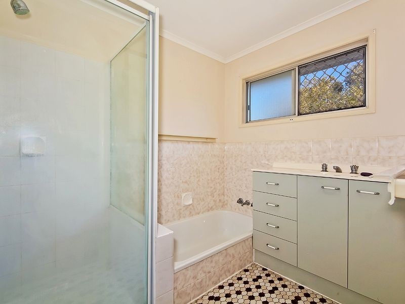 34 Eagle Drive, Eagleby QLD 4207