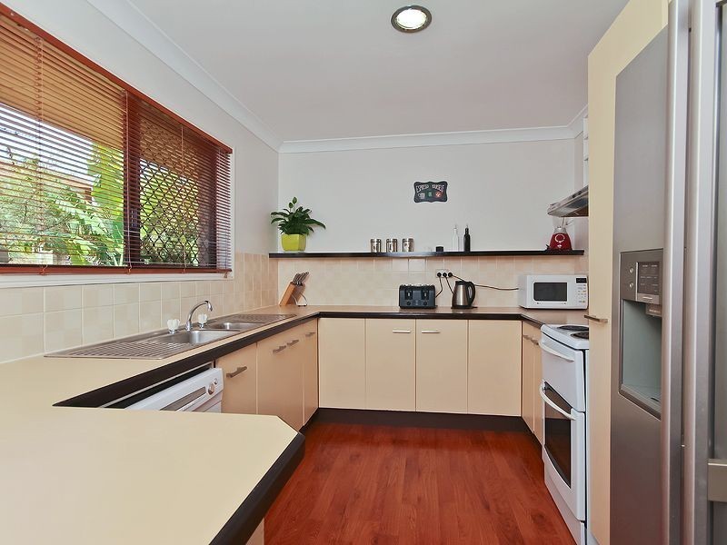 132 Castile Cres, Edens Landing QLD 4207