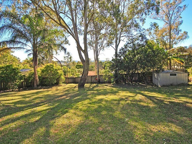 51 Lima Street, Edens Landing QLD 4207