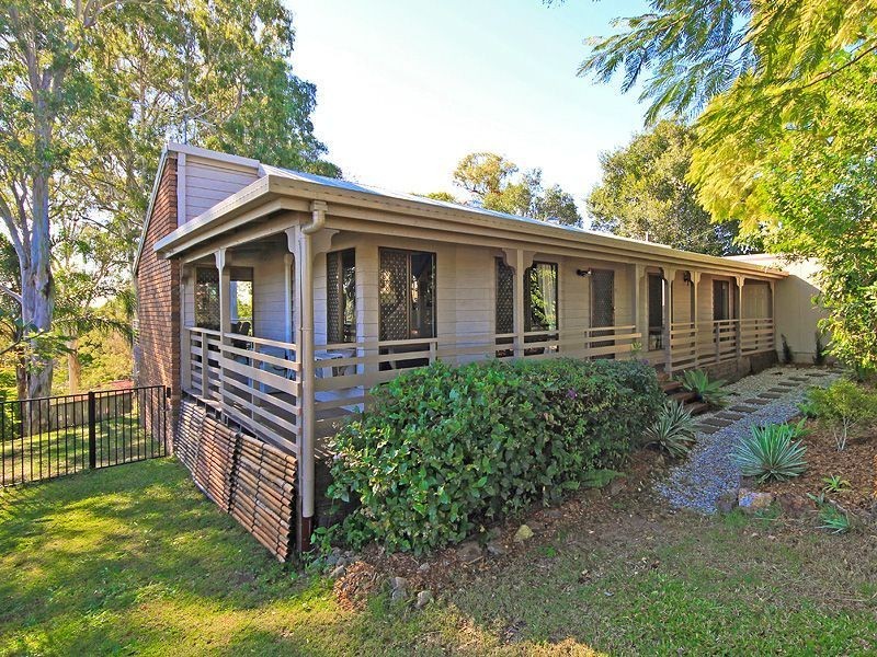 51 Lima Street, Edens Landing QLD 4207