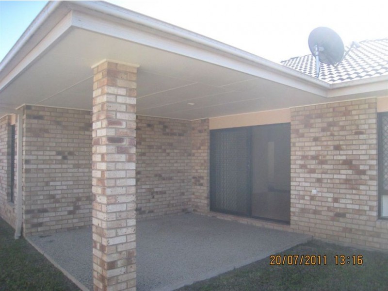 15 Holliday Drive, Edens Landing QLD 4207