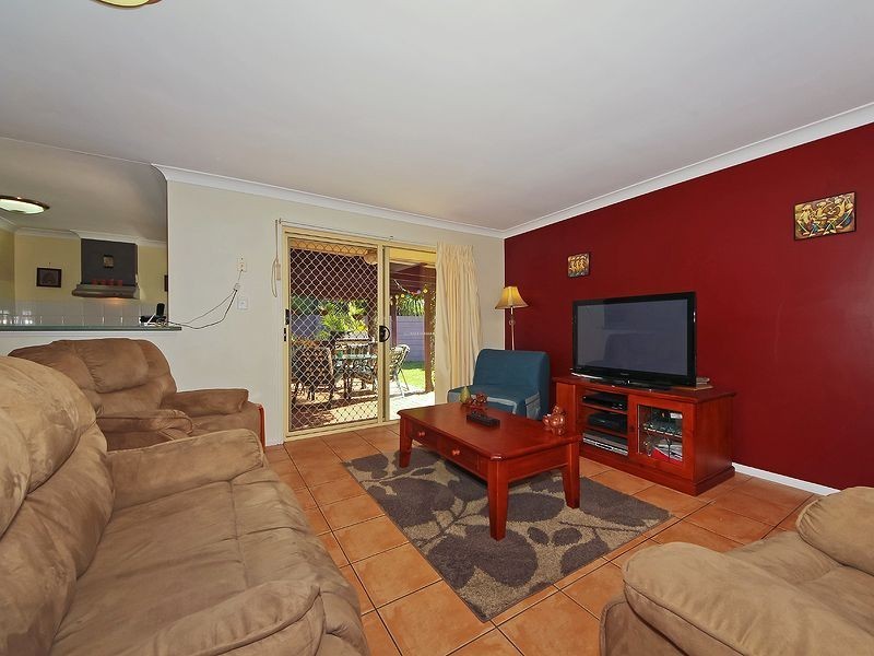 78 Overland Drive, Edens Landing QLD 4207