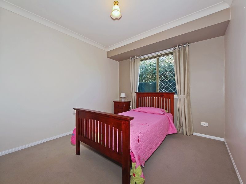 78 Overland Drive, Edens Landing QLD 4207