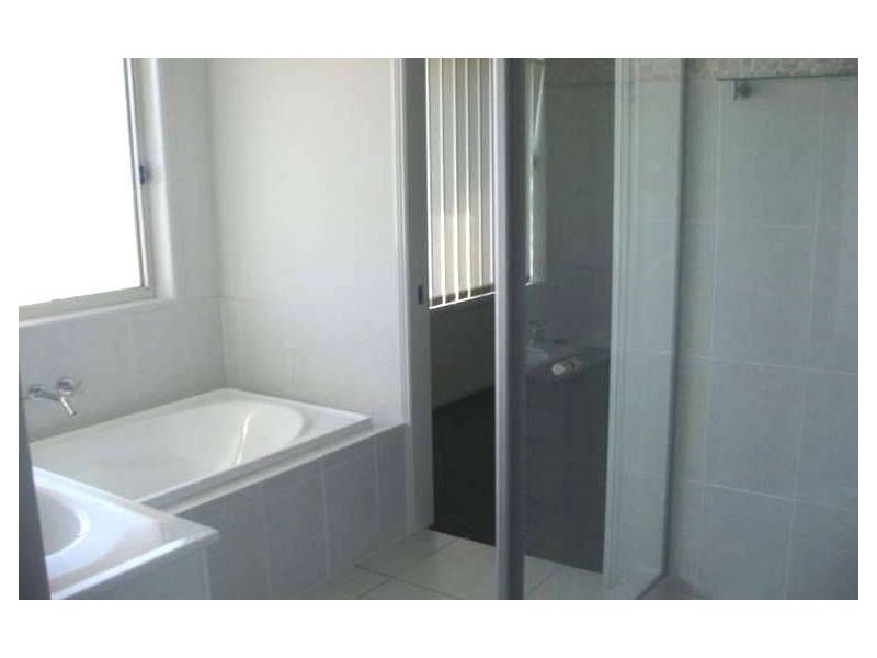 40 Mossman Pde, Waterford QLD 4133