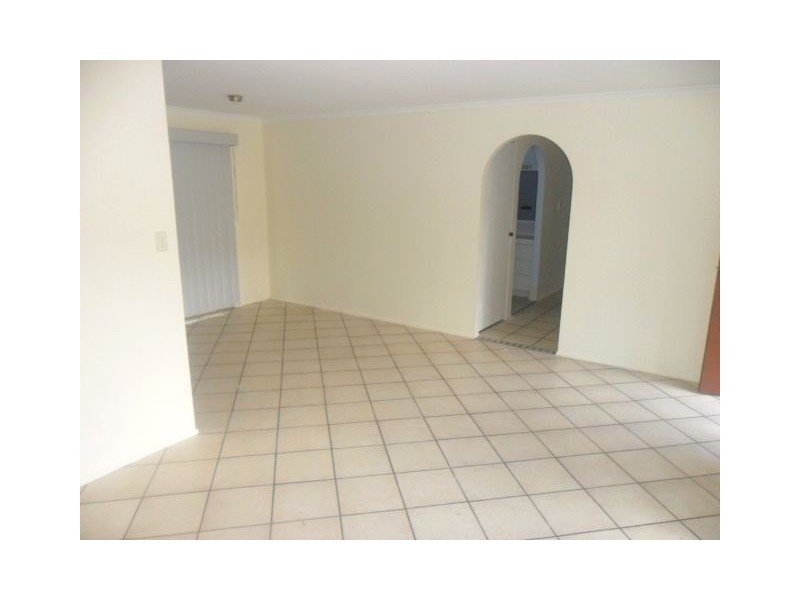 6 Quinton Court, Mount Warren Park QLD 4207