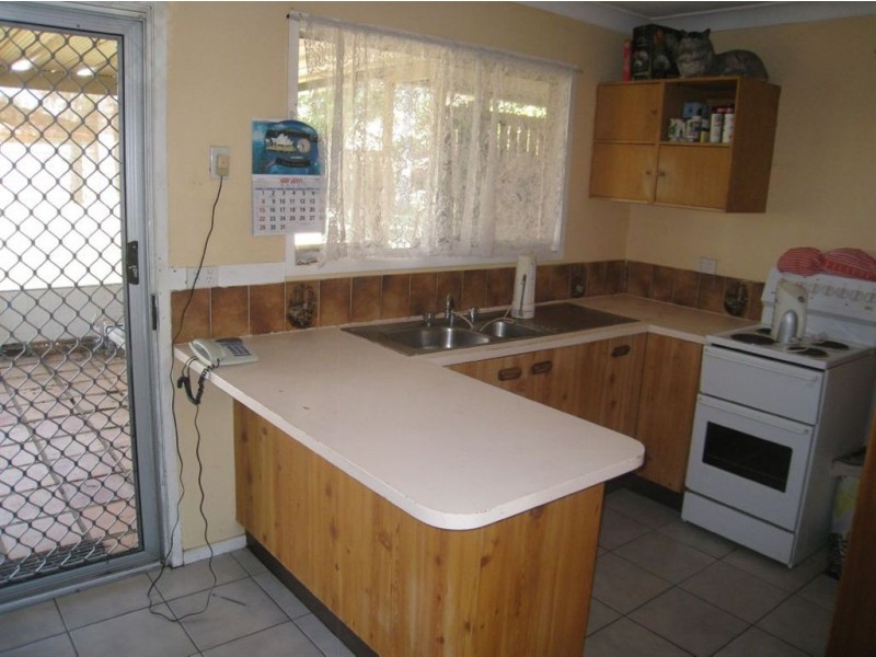 12 Devron Ct, Eagleby QLD 4207