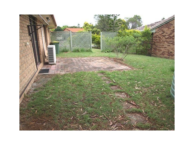 3 Tregana Cct, Edens Landing QLD 4207