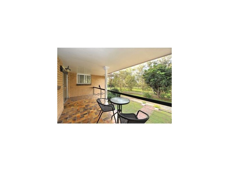 303 Lavelle Drive, Logan Village QLD 4207