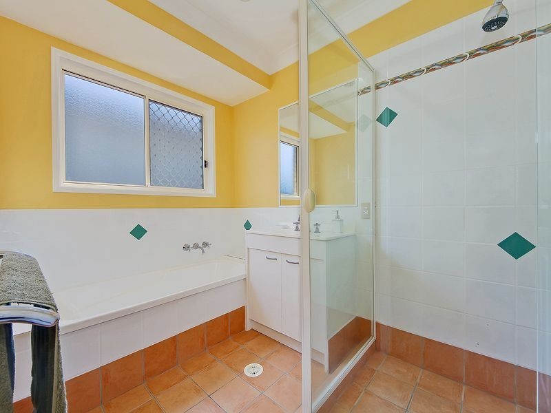 48 Kummara Road, Edens Landing QLD 4207