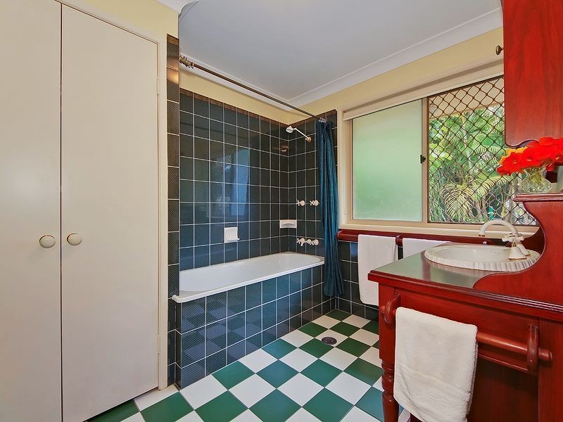 1 Jillian Court, Logan Village QLD 4207