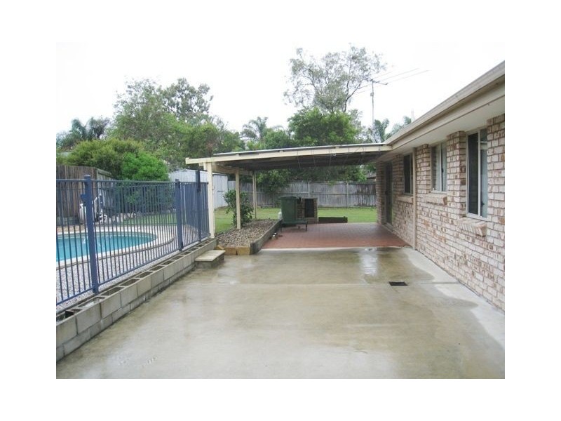 28 Waters St, Waterford West QLD 4133