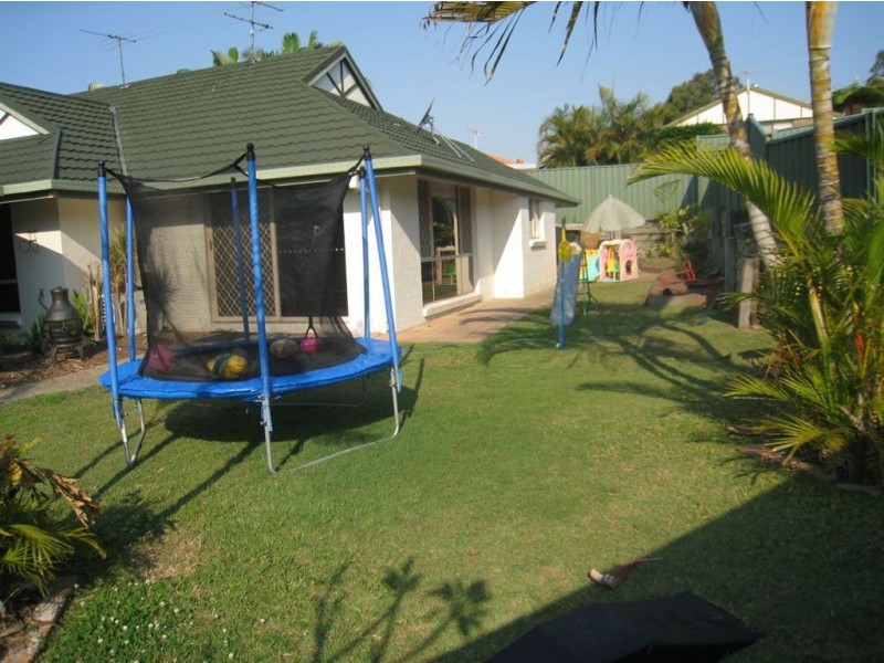 18/9 Quinton Ct, Mount Warren Park QLD 4207