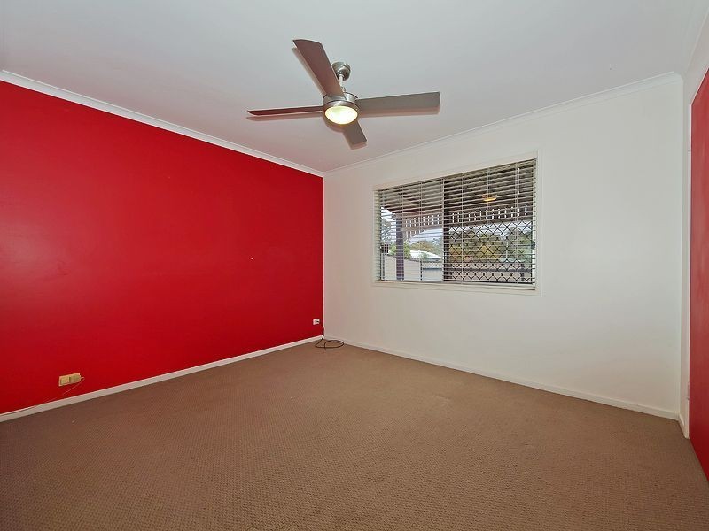 15 Christopher Ct, Eagleby QLD 4207