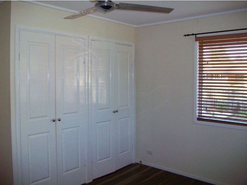 8 Errol Street, Loganlea QLD 4131
