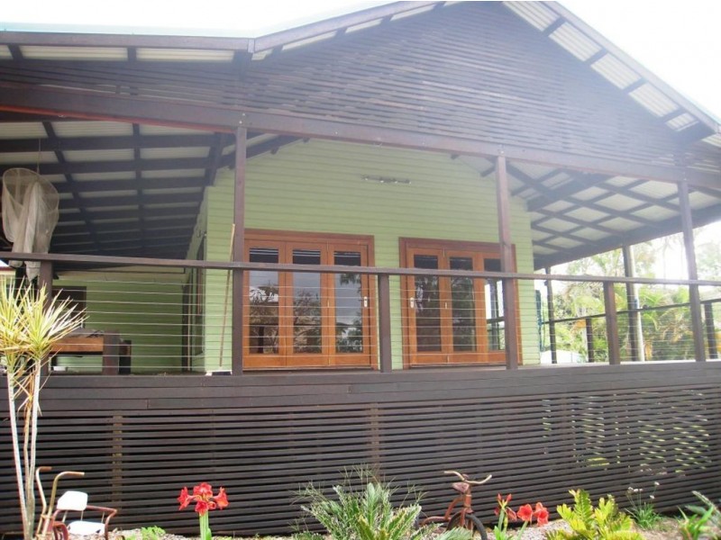 267 Rotary Park Rd, Alberton QLD 4207