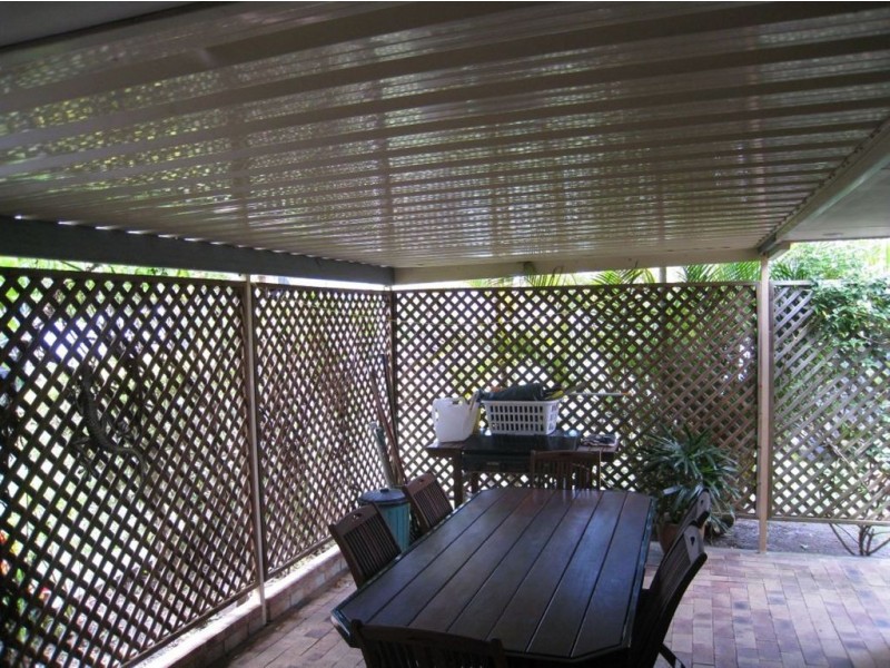 25 Yvonne Cres, Mount Warren Park QLD 4207